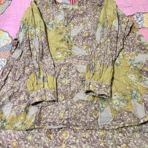 Beautiful quilted star blouse /tunic